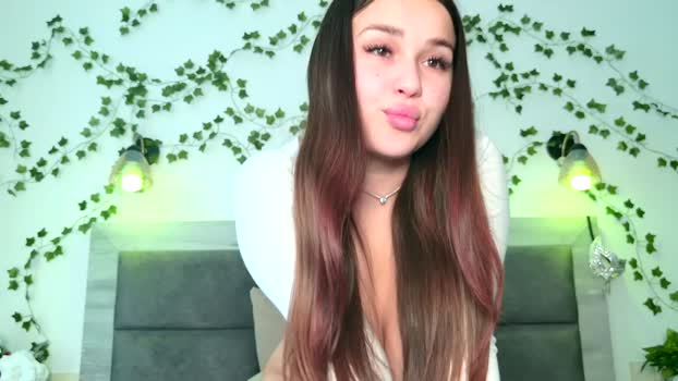 brenda_m00n 15-02-2025 striptease Female