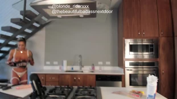 blonde_riderxxx 17-02-2025 fuckme Female