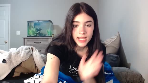 selena_steele 17-02-2025 cute Female