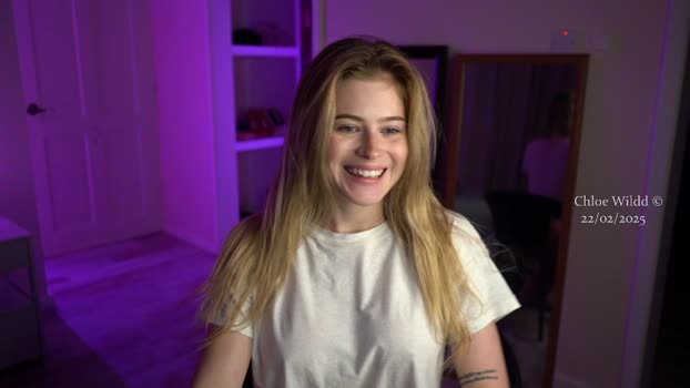 chloewildd 22-02-2025 yummy Female