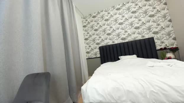 ehotlovea 23-02-2025 fuckass Female