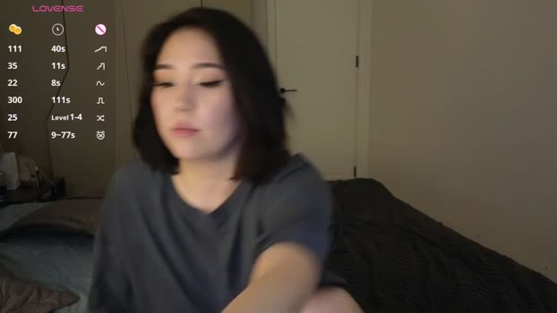 ki_mi 23-02-2025 kissing Female