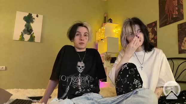 veryraretwins 24-02-2025 love Couple