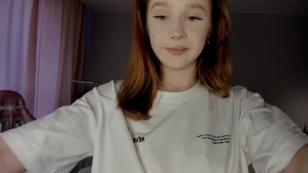 leahsthetics 25-02-2025 bigcock Female