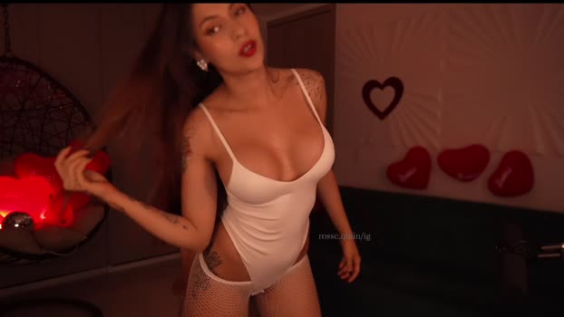 rosseyquiin 26-02-2025 Download Female