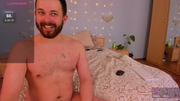 serdron_ 27-02-2025 Topless Couple