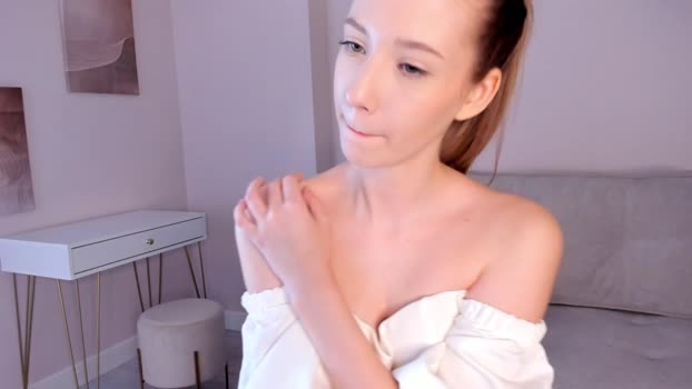 sunnmoonn 26-02-2025 fuckme Female