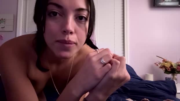 danidivina777 27-02-2025 analtoy Female