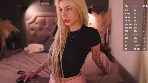_miumiu_ 27-02-2025 fuckface Female