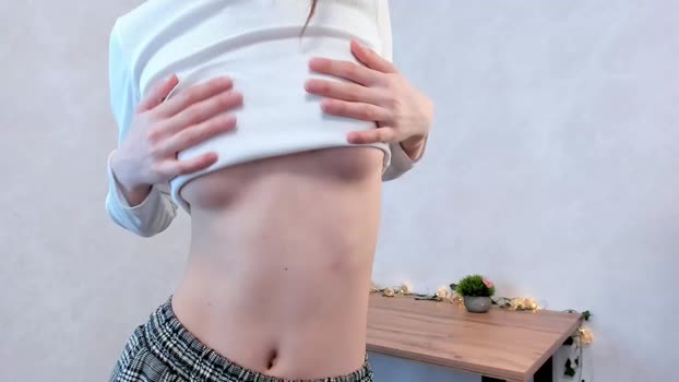 lizbethburks 28-02-2025 striptease Female