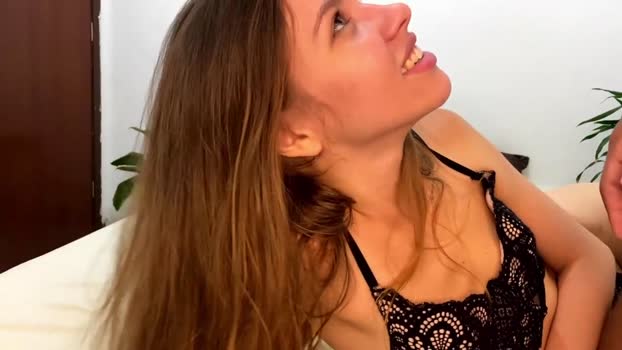 im_emmaof 01-03-2025 lickpussy Couple