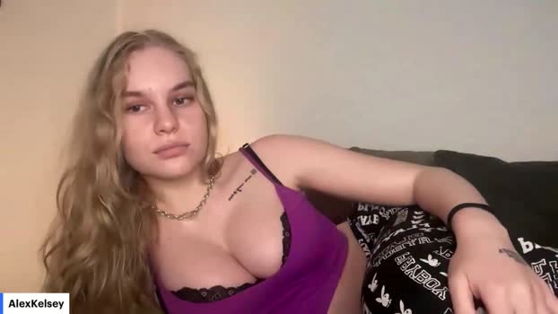 sofwithasecret 01-03-2025 bigass Female