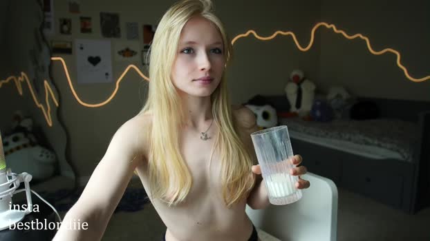 bestblondiiecb 02-03-2025 skinny Female