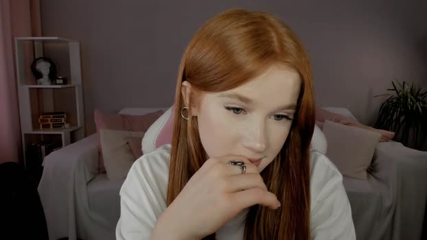 leahsthetics 05-03-2025 wank Female