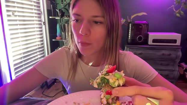 oliviahansleyy 11-03-2025 sexybody Female
