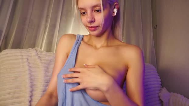 lesi_moonie 12-03-2025 kinky Female