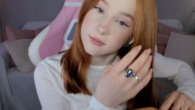 leahsthetics 14-03-2025 fuckpussy Female