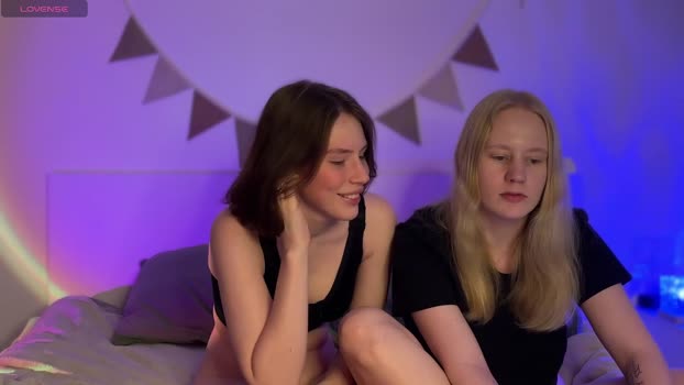 lisalewi 14-03-2025 sex Couple