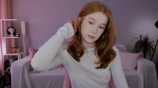 leahsthetics 15-03-2025 suckshow Female