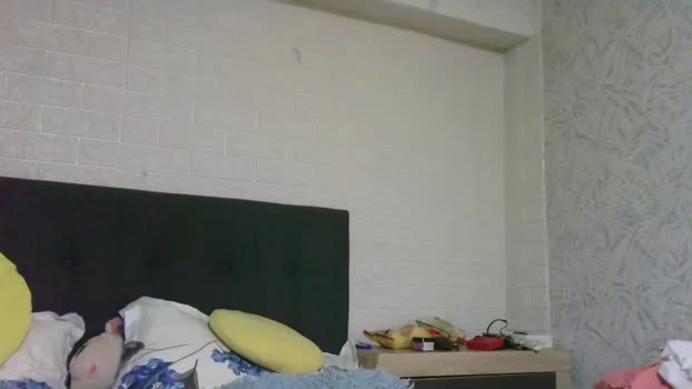 shy_student_alice 15-03-2025 amateur Female