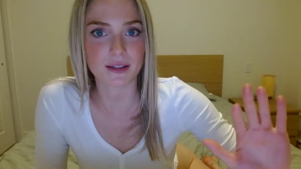 allybeexo 17-03-2025 sexykitty Female