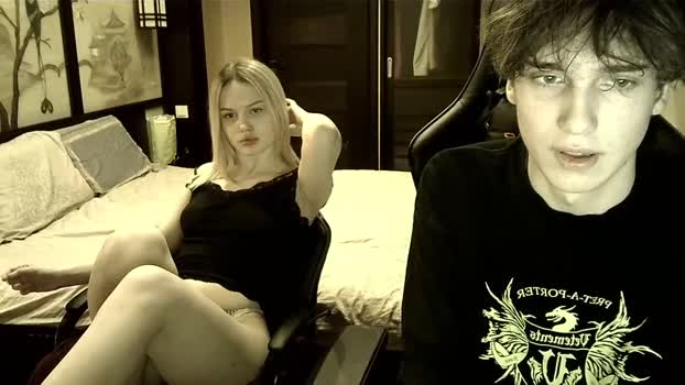 hornystar78 17-03-2025 suckshow Couple