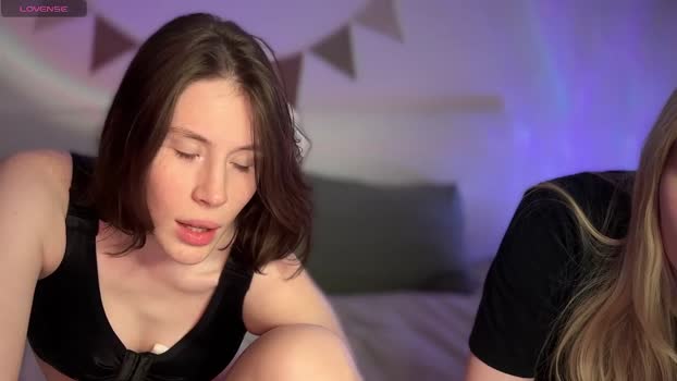 lisalewi 21-03-2025 spanking Couple