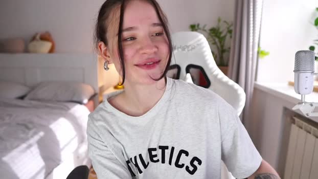 daddystrouble 24-03-2025 horny Female