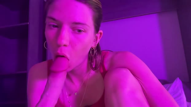 oliviahansleyy 26-03-2025 ass Female
