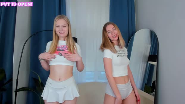 cassie_palmer 01-04-2025 show Couple