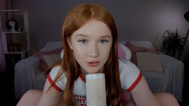 leahsthetics 01-04-2025 ass Female