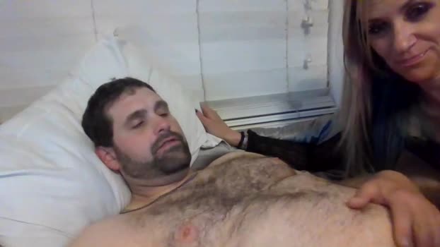 g33k50up3r 03-04-2025 hot Couple