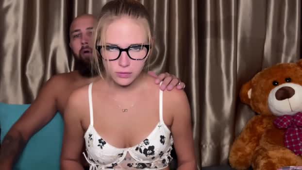 mia_floo 06-04-2025 XXX Couple