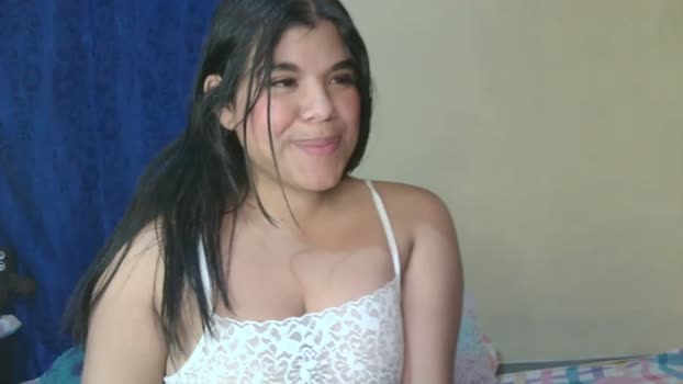 samantha_890 11-04-2025 kissing Female