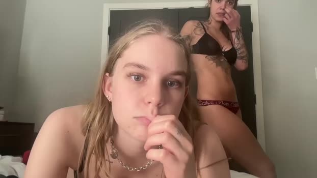 baddiemandy 15-04-2025 analtoy Female