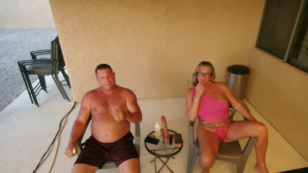 nikkilynnerotic 15-04-2025 skinny Couple