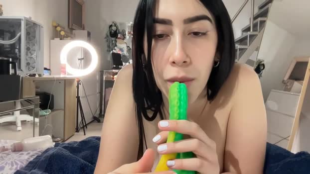 _gummies15 16-04-2025 kink Female