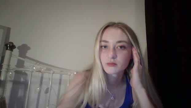 running_girl_izzy