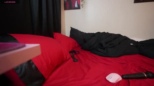 lilypixel 19-04-2025 fuckme Female