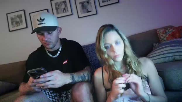 isabellababy212 20-04-2025 Show Couple