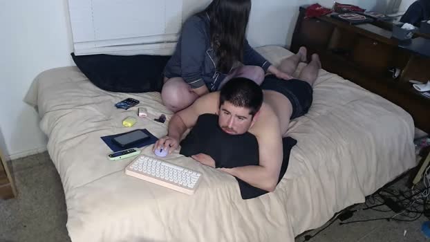mrfux042792 20-04-2025 ass Couple