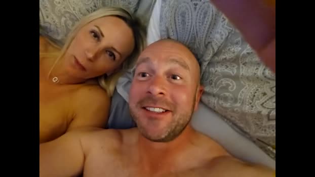 mikeyliz 21-04-2025 horny Couple