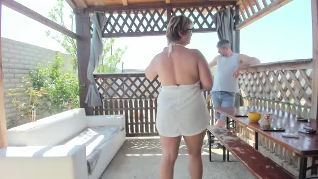 juliana35 22-04-2025 deepthroa Couple