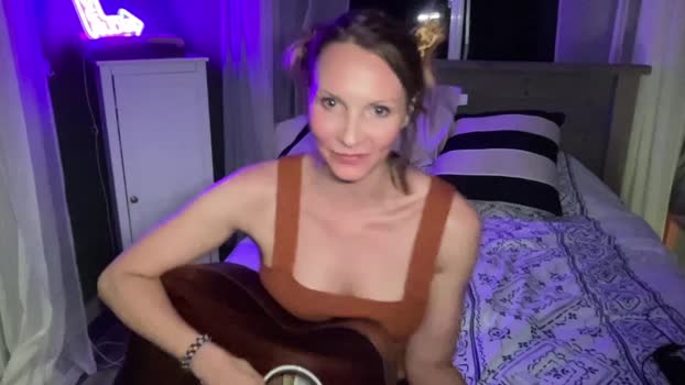 kaileeshy 22-04-2025 suckcock Female