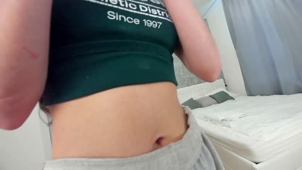 ehotlovea 25-04-2025 Wet Female
