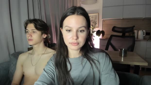 yourher0in 28-04-2025 nude Couple