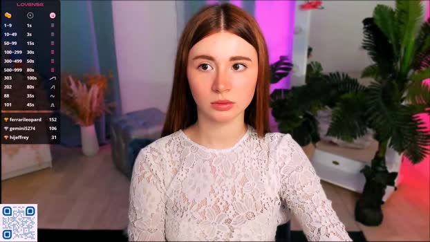 freckle_diyana 04-05-2025 striptease Female