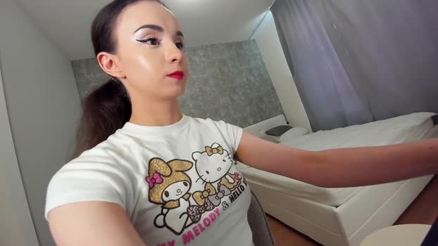 ehotlovea 05-05-2025 Nude Female