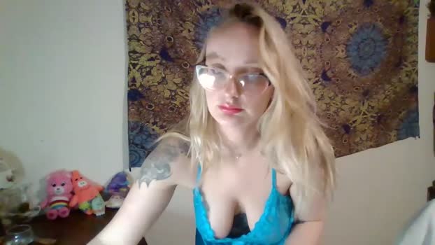forbiddenfairyjuice 05-05-2025 fuckme Female