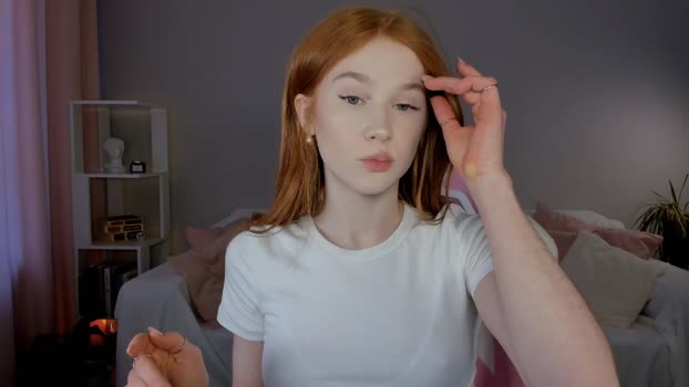 leahsthetics 07-05-2025 beauty Female
